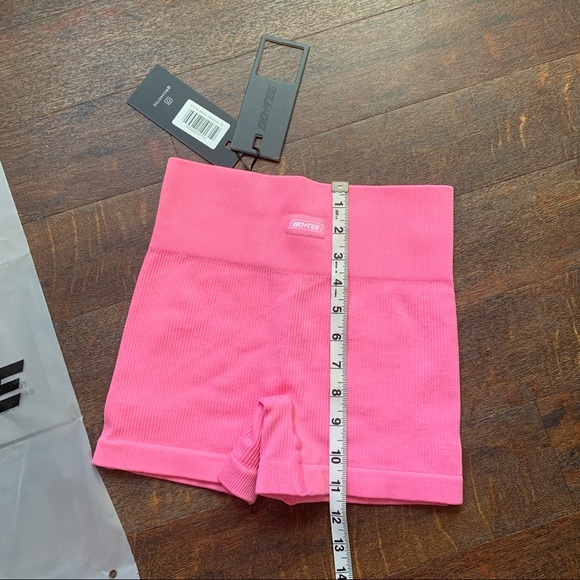 NWT Bo + Tee x Meggan Grubb Intense ribbed bike shorts - Picture 16 of 16